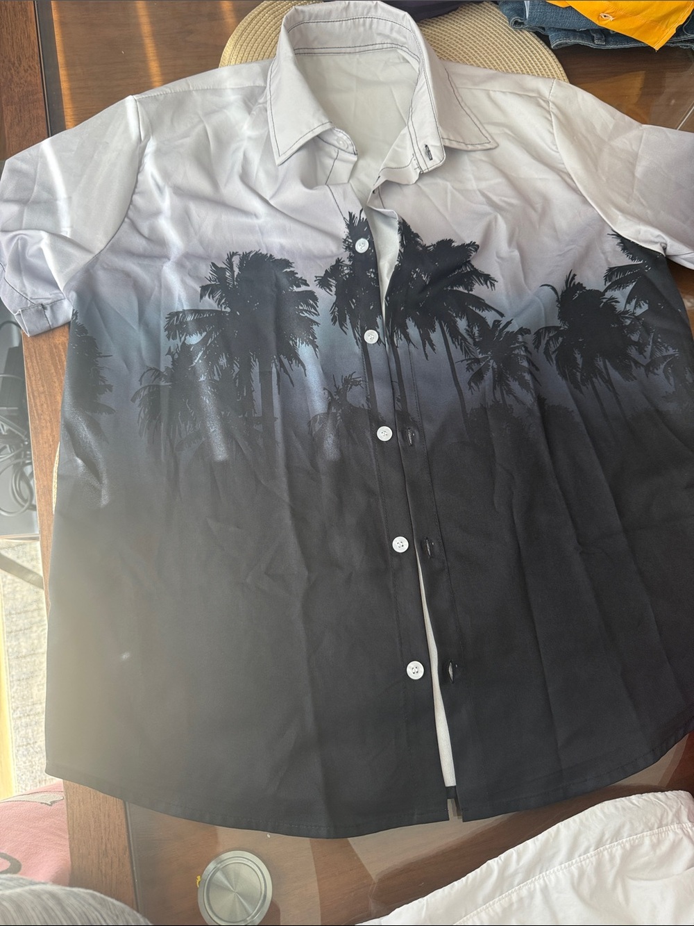 Palm Tree Ombre Button-Up Shirt in Black and Gray